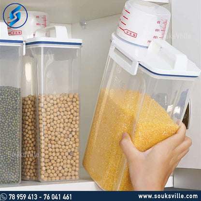 Food Container With Measure Cup