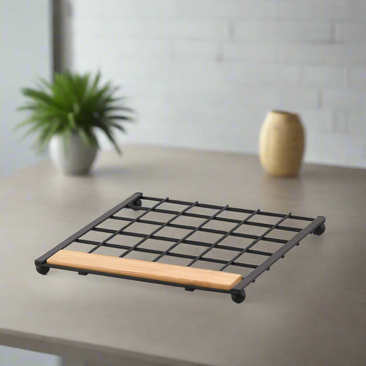 Iron Grid Trivet with Bamboo