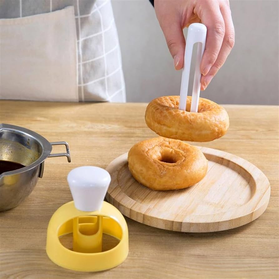 Donut Cutter Round Shape With Plucker